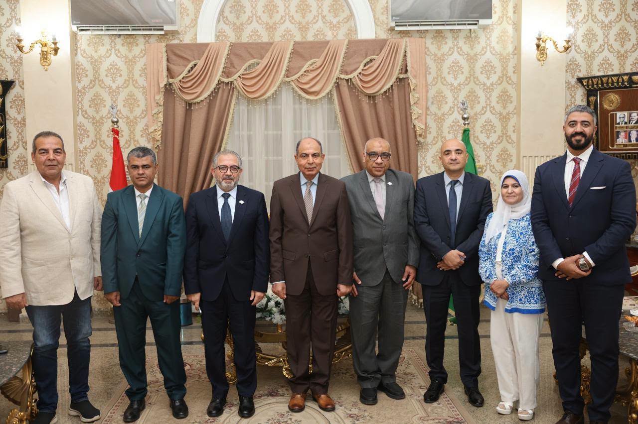 وفد هيئة التامين الصحى الشامل وفد هيئة التامين الصحى الشامل